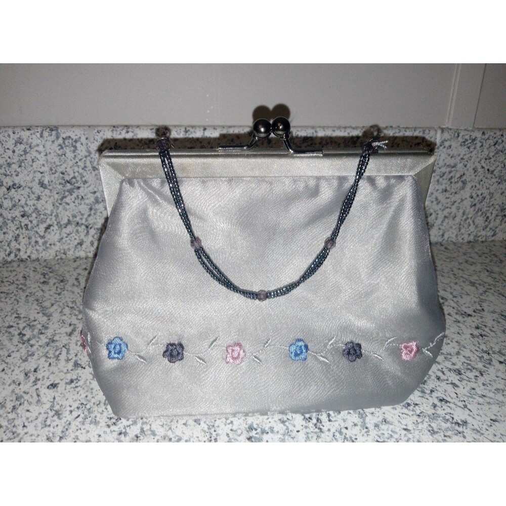 Clutch charter club classics silver sequine purse
